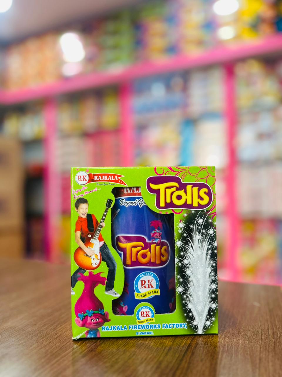 TROLLS